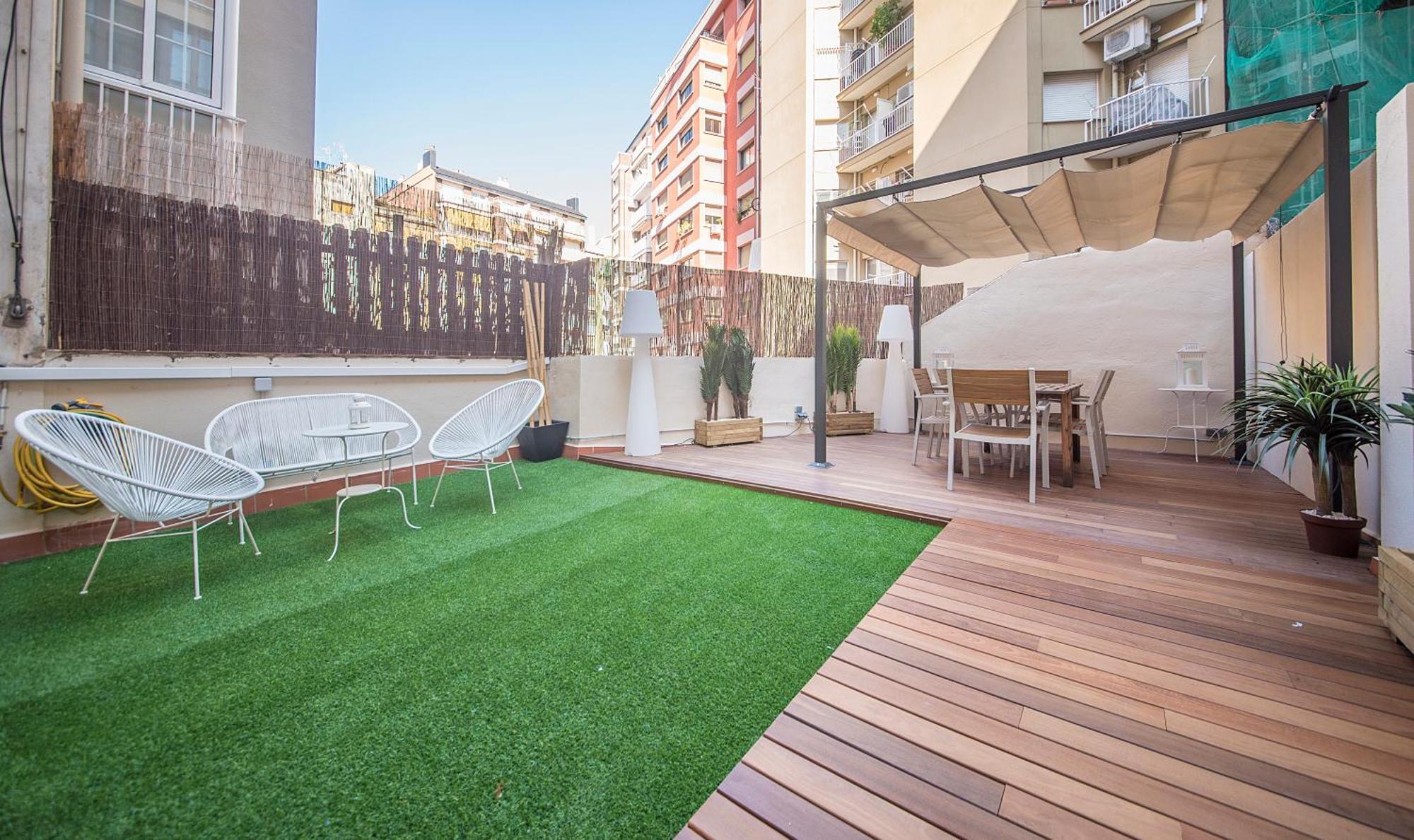 4 En Calle Rosello Stylish